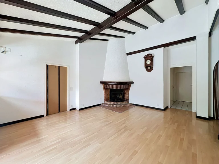 Saint-George – Appartement de 7 pièces avec jardin