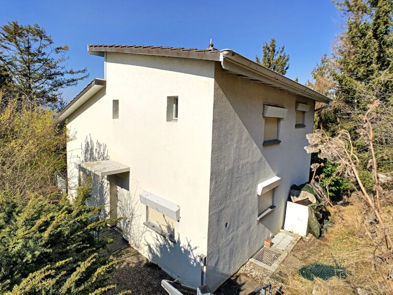Villa de deux appartements
