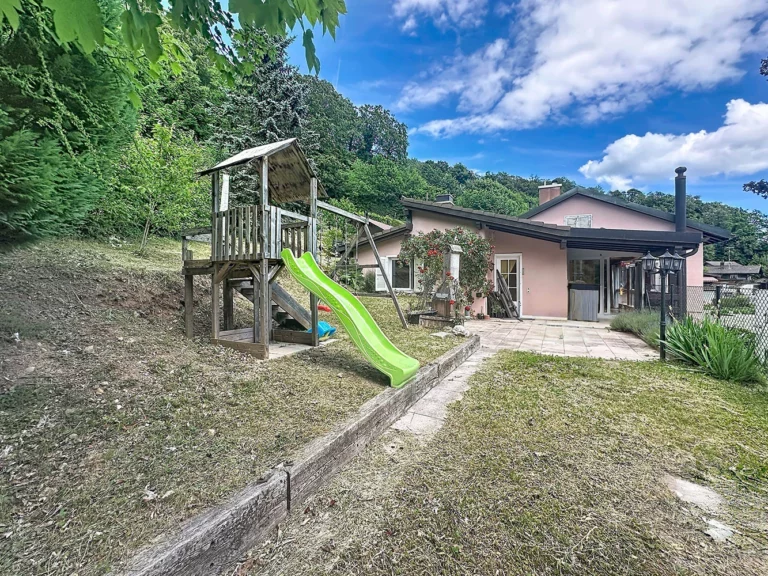 Saint-George – Appartement de 7 pièces avec jardin