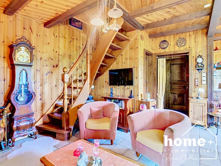 Troistorrents – Chalet 4 pièces avec cachet et vue