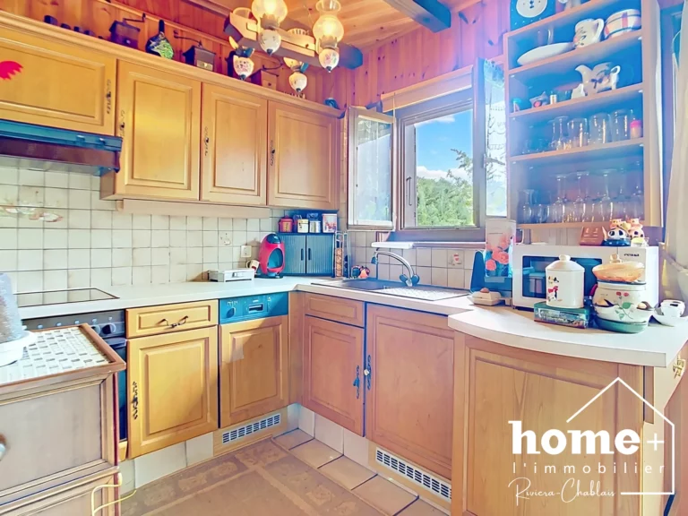 Troistorrents – Chalet 4 pièces avec cachet et vue