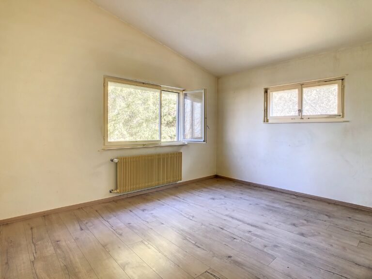 Villa de deux appartements