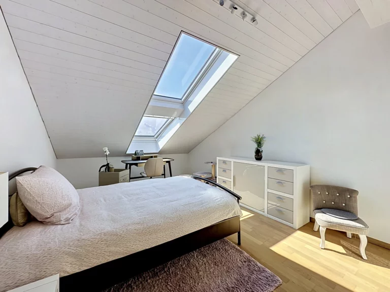 Gilly – Appartement en attique avec vue lac