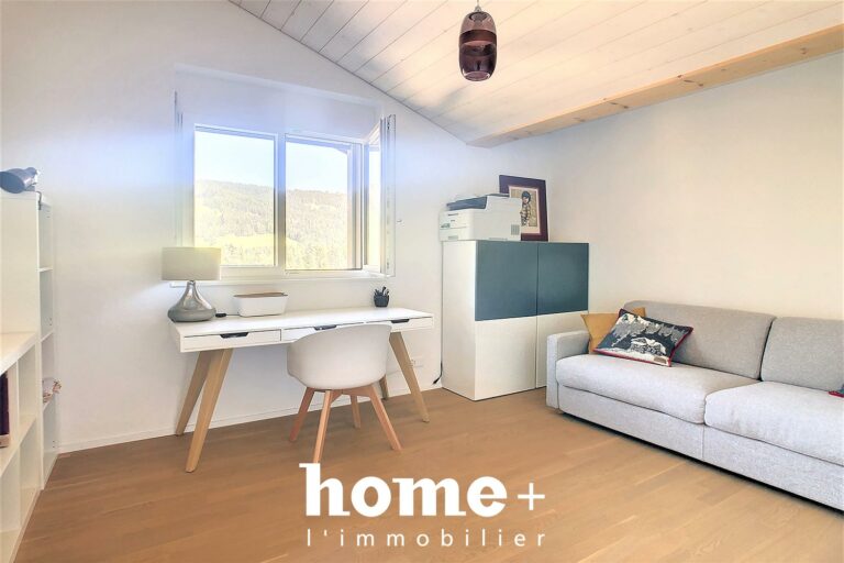 Superbe appartement en attique de 4.5 pièces