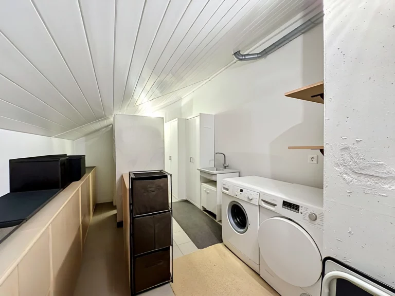 Gilly – Appartement en attique avec vue lac