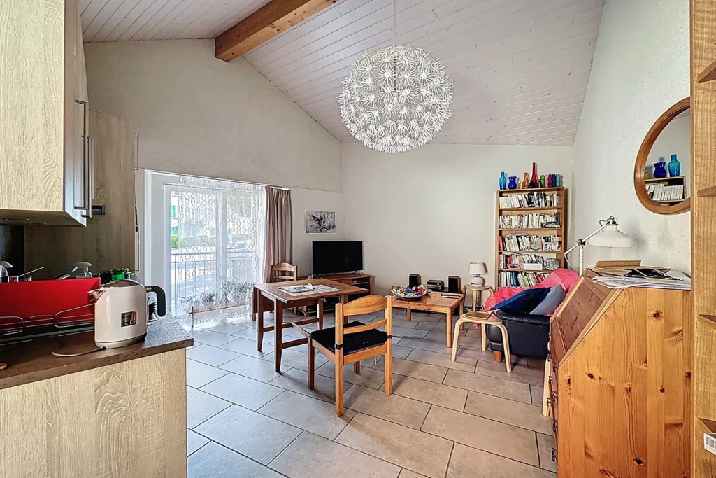 Gimel – Opportunité d&rsquo;investissement – Appartement avec atelier indépendant