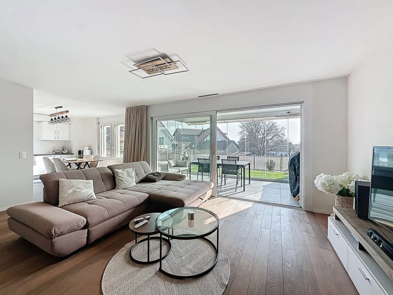 Gollion – Magnifique appartement avec véranda et jardin