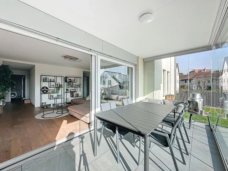 Gollion – Magnifique appartement avec véranda et jardin