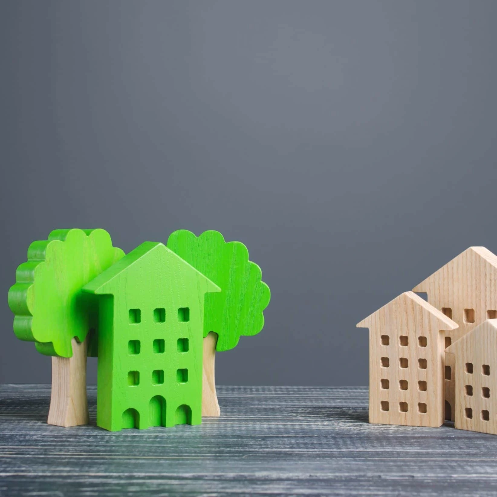 house-green-energy-zero-carbon-emissions-innovation-efficiency-smart-trees-ordinary-residential_t20_E49EoJ-scaled-e1594057417334