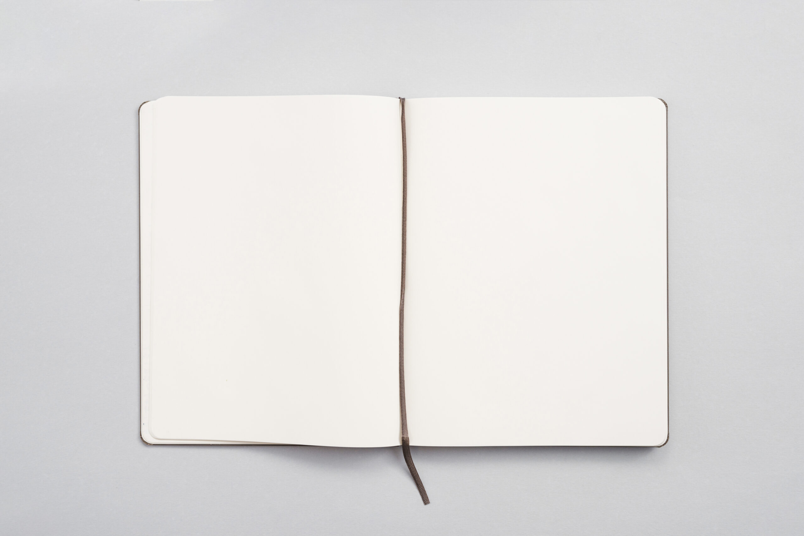 office-desktop-with-notebook